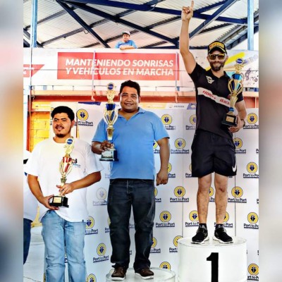 Piloto hondureño se corona campeón en el Autódromo Internacional El Jabalí de El Salvador