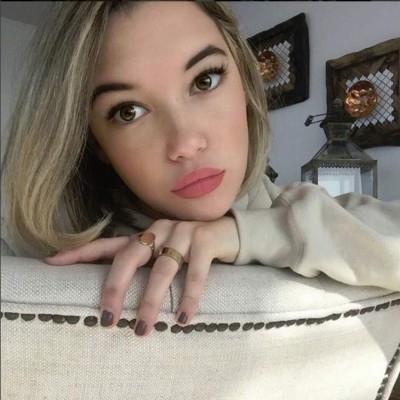 Mira a la sexi novia de Jaden Smith