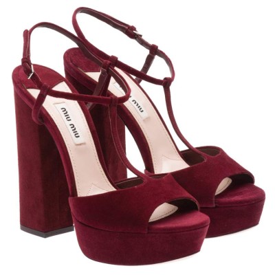 Burgundy, el tono que todas quieren lucir en otoño