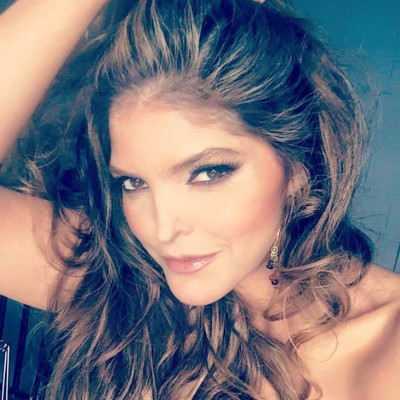 Ana Bárbara presume su cuerpo en bikini