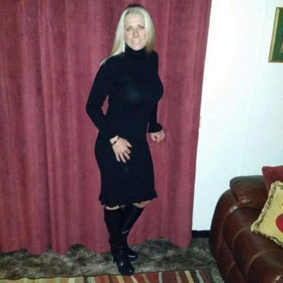 Sexy fotógrafa es acusada de violar a tres jugadores de fútbol