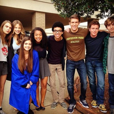 Halston Sage: 'No se debe juzgar a las personas por su aspecto”