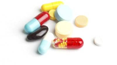Los antihistamínicos se usan para tratar los estornudos, el escurrimiento nasal y otros.