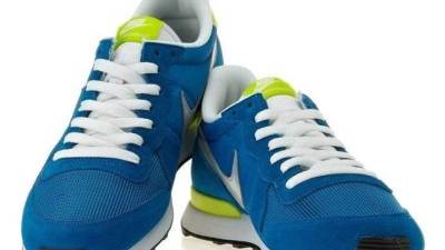 Establezca qué tipo de calzado necesita si va a correr en la calle o en el gimnasio.