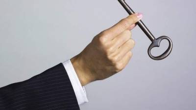 Empoderar significa cambiar cómo está diseñada su organización y cómo es manejada para que la gente pueda ejercer su poder natural