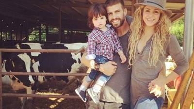 En julio pasado, Gerard publicó en su cuenta de Instagram esta tierna foto familiar.