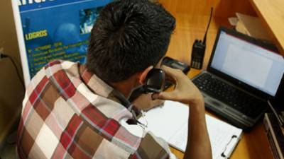 Las autoridades exhortan a las personas a denunciar los casos de extorsión.