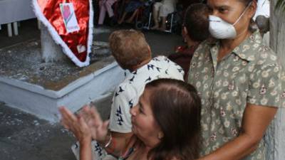 Madres celebraron su día bailando