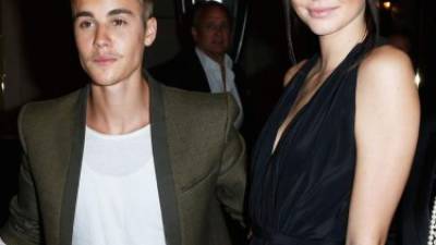 A juzgar por sus fotografías juntos, Justin Bieber y Kendall Jenner parecen tener algo más que una amistad.