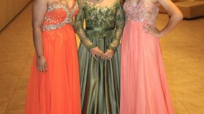 Itza Martínez, Mónica Valladares y Mónica Espinoza.