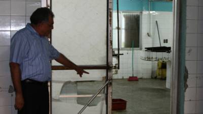 Las condiciones de la morgue siguen en precariedad.