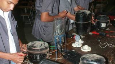 Infop busca instructores en áreas de cocina, bares y automotriz