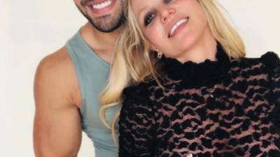 La cantante Britney Spears y su esposo Sam Asghari.