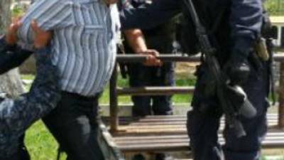 Antonio Castillo Torres cuando era trasladado al centro penal.