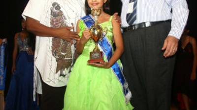 El Comité Cívico Interinstitucional eligió ayer a la Niña Independencia Cindy Pahola Hernández Alvarado de la Escuela Evangélica Superación de Chamelecón.