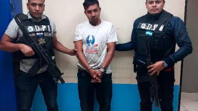 <b><span class=mln_uppercase_mln>sindicado.</span></b> Ayer apresaron a Gerónimo Montoya Fúnez.