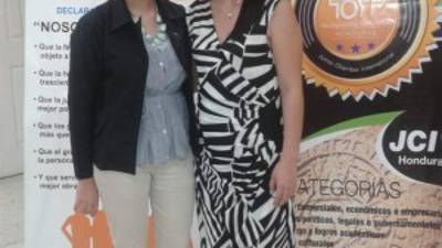 Thirsa López y Katherine Murillo dirigirán la gala de premiación Toyp 2014.