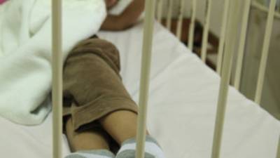 En el área adonde se atiende a niños quemados hay cupo para cuatro.