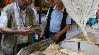 Personal de la Región Metropolitana en operativos desarrollados en el mercado Dandy. Foto: Amílcar Izaguirre.