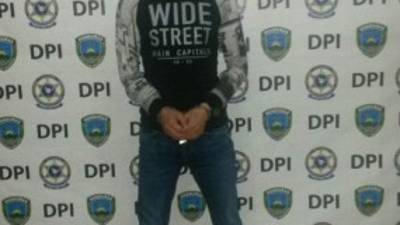 El colombiano fue capturado este lunes con una gran cantidad de tarjetas de varios bancos.