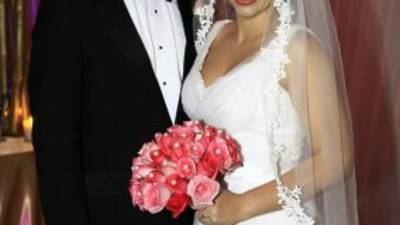 Karol Ruiz y Rodrigo Agüero, tras años de novios deciden unir sus vidas en matrimonio.