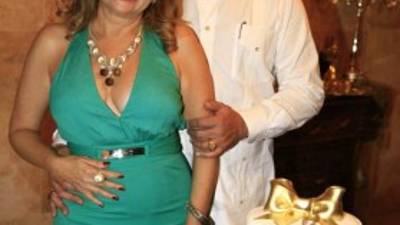 Los agasajados Maritza y Víctor Manuel Lara.