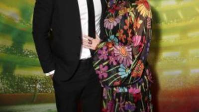 Liam Hemsworth y Miley Cyrus. En este caso, el amor entre la cantante y el actor traspasó la gran pantalla. Se conocieron durante el rodaje de La última canción en 2010 y al terminar la película anunciaron su noviazgo. Se comprometieron en matrimonio y todo parecía ir bien, hasta que en 2013 anunciaron el fin de su romance... pero el año pasado sorprendieron a todos al volver y hasta se rumora que ya están casados.