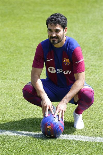 El centrocampista alemán Ilkay Gündogan durante su presentación como nuevo jugador del FC Barcelona.