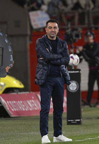 “Dije que la situación no es la mejor, pero que estamos trabajando todos para revertirla. Aquí siempre hay ruido, pero estoy tranquilo y con ilusión. Tengo mucha ilusión de empezar la pretemporada. Sigo teniendo el honor de estar en el mejor club y con toda la ambición para ganar títulos”, insistió el entrenador azulgrana.