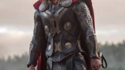 Chris Hemswoth da vida a 'Thor'.