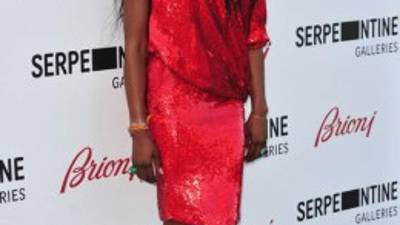 Naomi Campbell, winner of the Fashion Icon award, poses for a photograph following the award presentation at The Fashion Awards 2019 in London on December 2, 2019. - The Fashion Awards are an annual celebration of creativity and innovation will shine a spotlight on exceptional individuals and influential businesses that have made significant contributions to the global fashion industry over the past twelve months. (Photo by ISABEL INFANTES / AFP) / RESTRICTED TO EDITORIAL USE - NO MARKETING NO ADVERTISING CAMPAIGNS