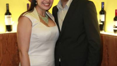 Los novios Alejandra Andrea Alfaro Ictech y Nesry Rodett García Orellana.
