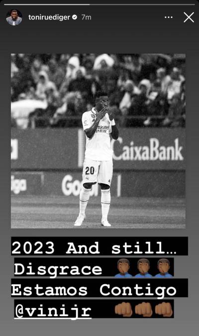 “2023 y todavía.... vergüenza. Estamos contigo Vini”, escribió Rüdiger en una publicación en su cuenta oficial de instagram junto a una foto de su compañero