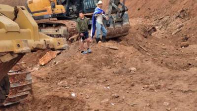 Hay pobladores molestos por las acciones de la minera de haber movido el cementerio. Fotos: cortesía