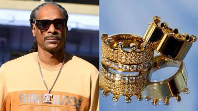 Snoop Dogg lanza una línea de joyería.