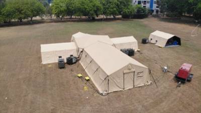 En Villanueva, Cortés, ayer se habilitó una clínica con el equipamiento necesario para atender casos positivos de la ciudad y municipios aledaños. Fotos: Melvin Cubas