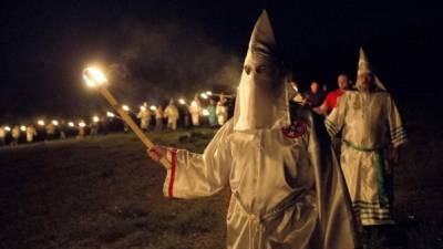 El KKK fue uno de los organizados de la violenta protesta racista en Virginia, que saldó con tres muertos el pasado fin de semana.