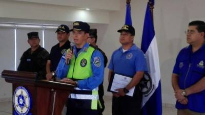 Leonel Sauceda en su comparecencia este jueves en una conferencia de prensa en Tegucigalpa.