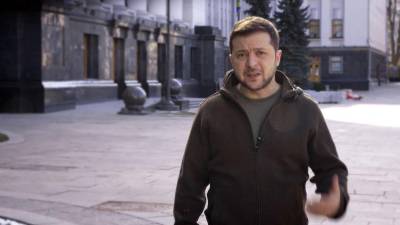 Volodimir Zelensky se reunirá con los congresistas estadounidenses para informarlos sobre la situación en Ucrania.