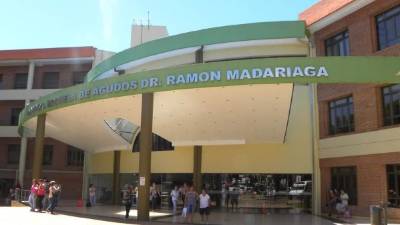 En la imagen el hospital Ramón Madariaga de Posadas, sitio donde falleció el joven. Fotografía tomada de https://misionesonline.net