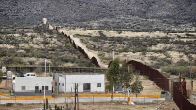 La construcción del muro en la frontera sur de EUA iniciará en breve.