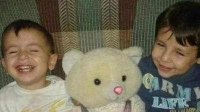 Aylan y su hermano Galip murieron ahogados en Bodru, Turquía, cuando huían de la guerra civil en Siria y de ISIS.