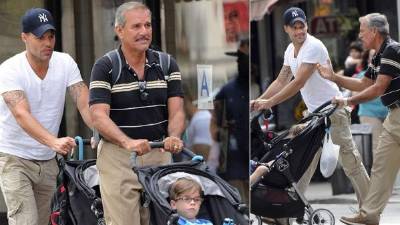 Ricky Martin y su papá en una foto de archivo.
