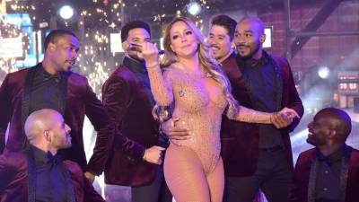 Mariah Carey durante su espectáculo en Times Square, Nueva York.