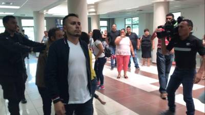 Nery López durante el proceso de audiencia inicial en los tribunales sampedranos.