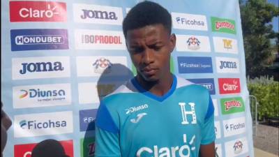 Julián Martínez en conferencia de prensa y habló de su debut con la Selección de Honduras.