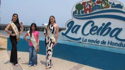 Izza Sevilla, Tamara Martínez y Ashley Pérez fueron escogidas por los ceibeños como las nuevas soberanas del Carnaval Internacional de la amistad 2024.