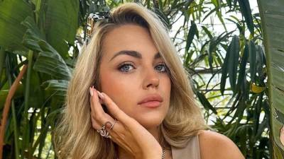 La influencer de belleza Stefanie Pieper murió a los 31 años y varias personas fueron arrestadas en relación con su muerte. El periódico austriaco Kronen Zeitung informó el sábado 29 de noviembre que el exnovio de Pieper fue detenido en Eslovenia cerca de donde encontraron el auto del joven,en llamas.