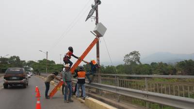 El equipo de técnicos concluyó con la instalación de las alertas, las que estarán intercomunicadas por un sistema de monitoreo.