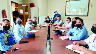 Operaciones combinadas con la Policía y Fuerzas Armadas.